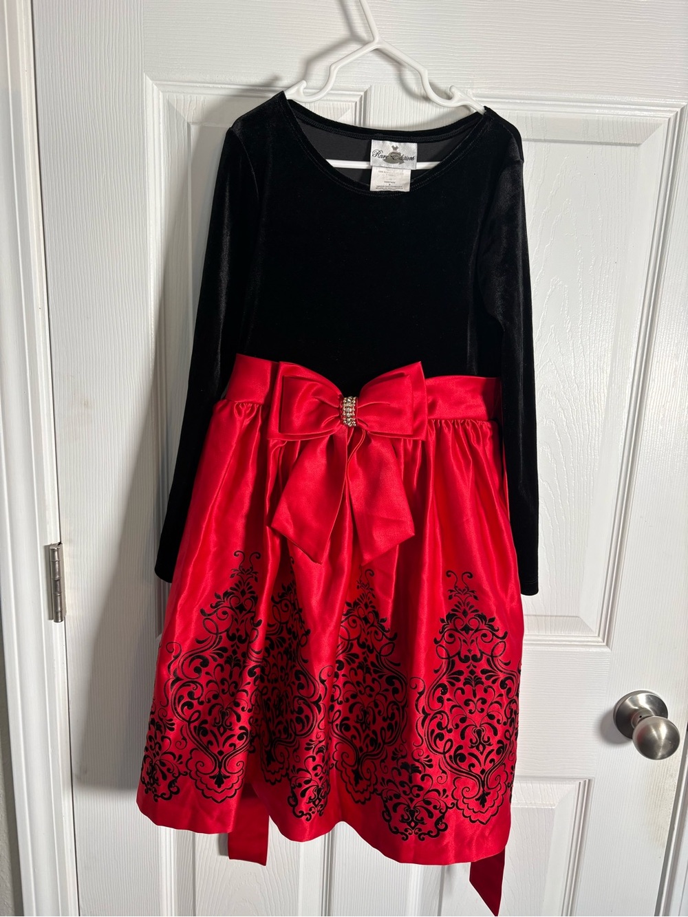Rare Editions Black Velvet Top Red Satin Skirt Dress with Bow Girls Size 8